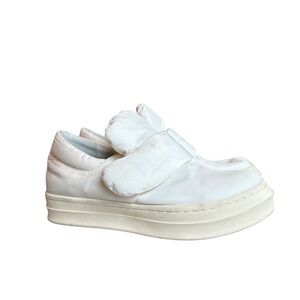 JNBY White Slip-On Puffer Sneakers VGUC Contemporary Design Size 37